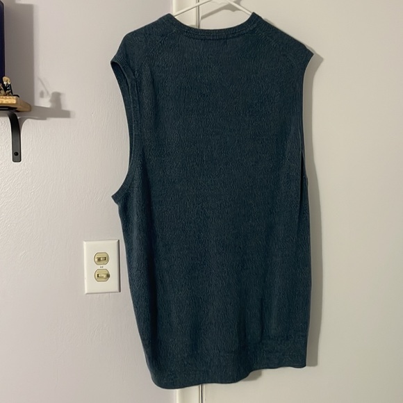 Dockers Men’s Navy Blue Sweater Vest Size XL - Picture 4 of 4